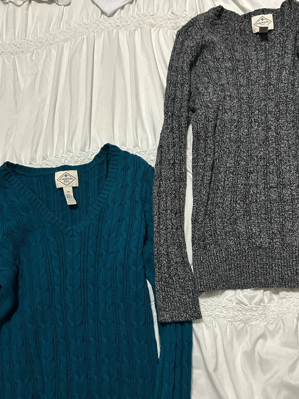 St. John's Bay Cable-Knit V-Neck Sweaters - Teal and Gray Marled